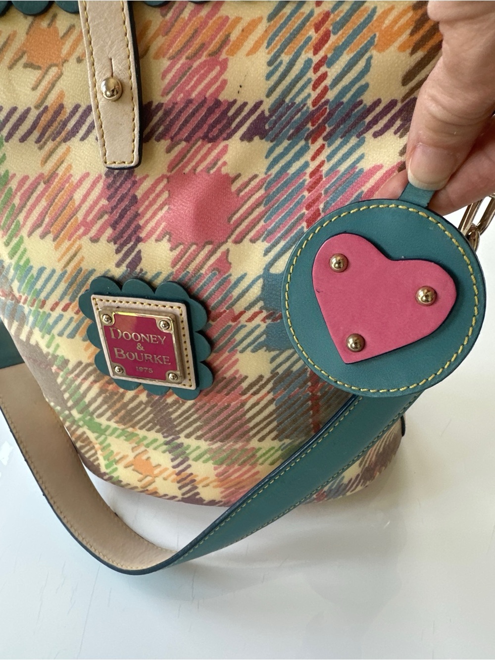 Dooney & Bourke Y2K Vintage Pastel Rainbow Tartan Plaid Bucket Bag Scalloped - Picture 15 of 16
